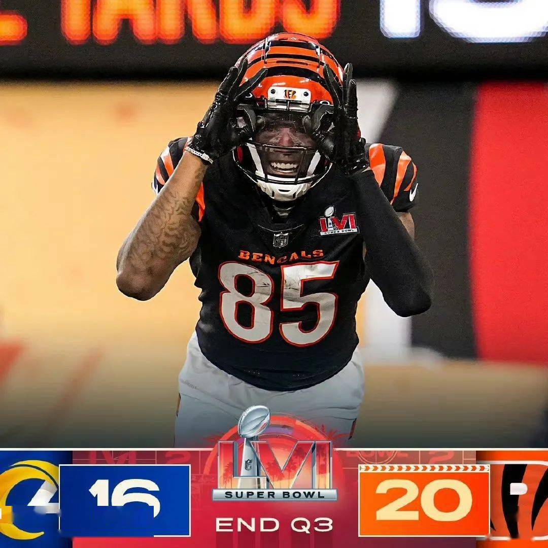 惊天逆转！橄榄球战队挺进四强