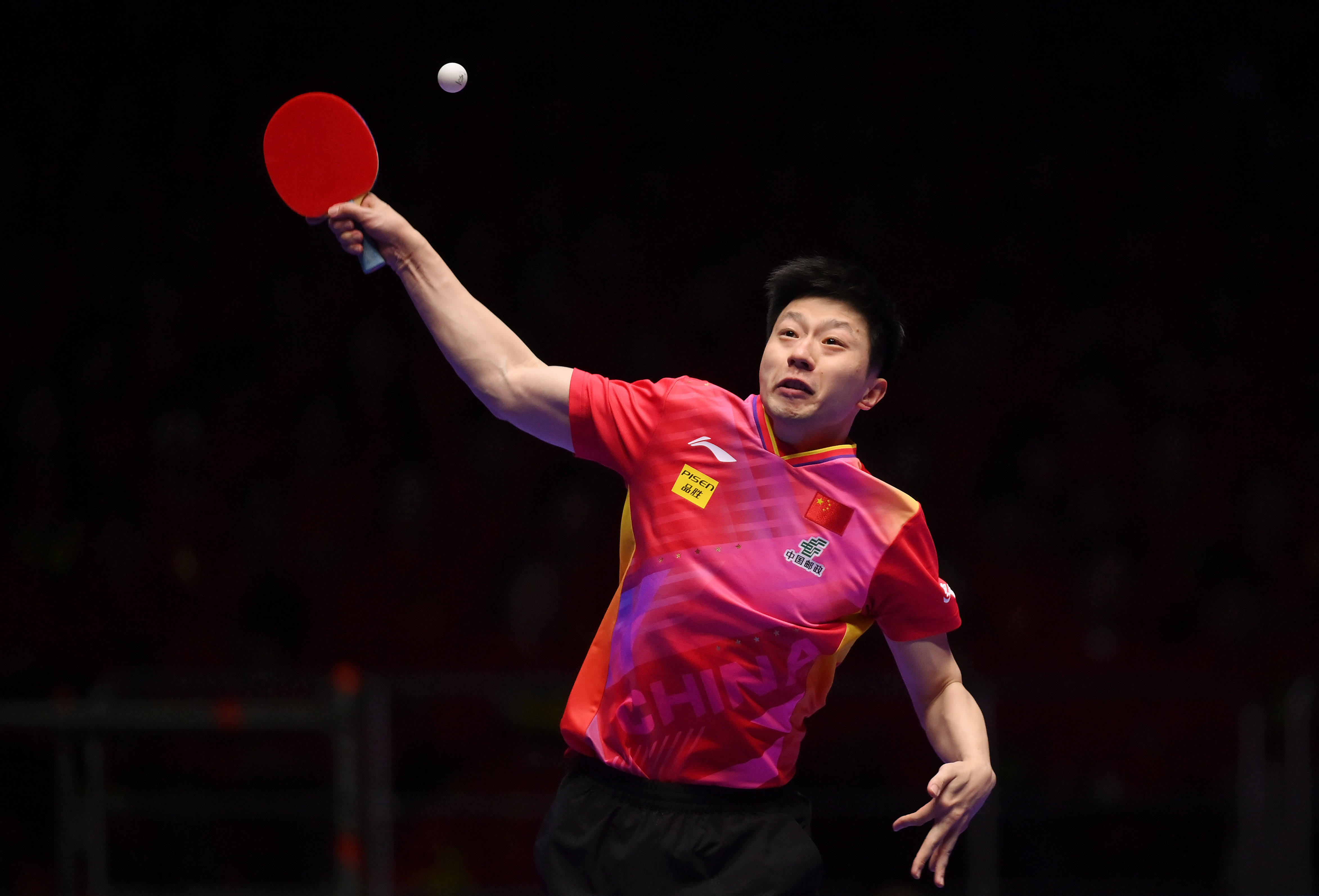 关于乒乓球球员突破自我，表现堪称完美的信息