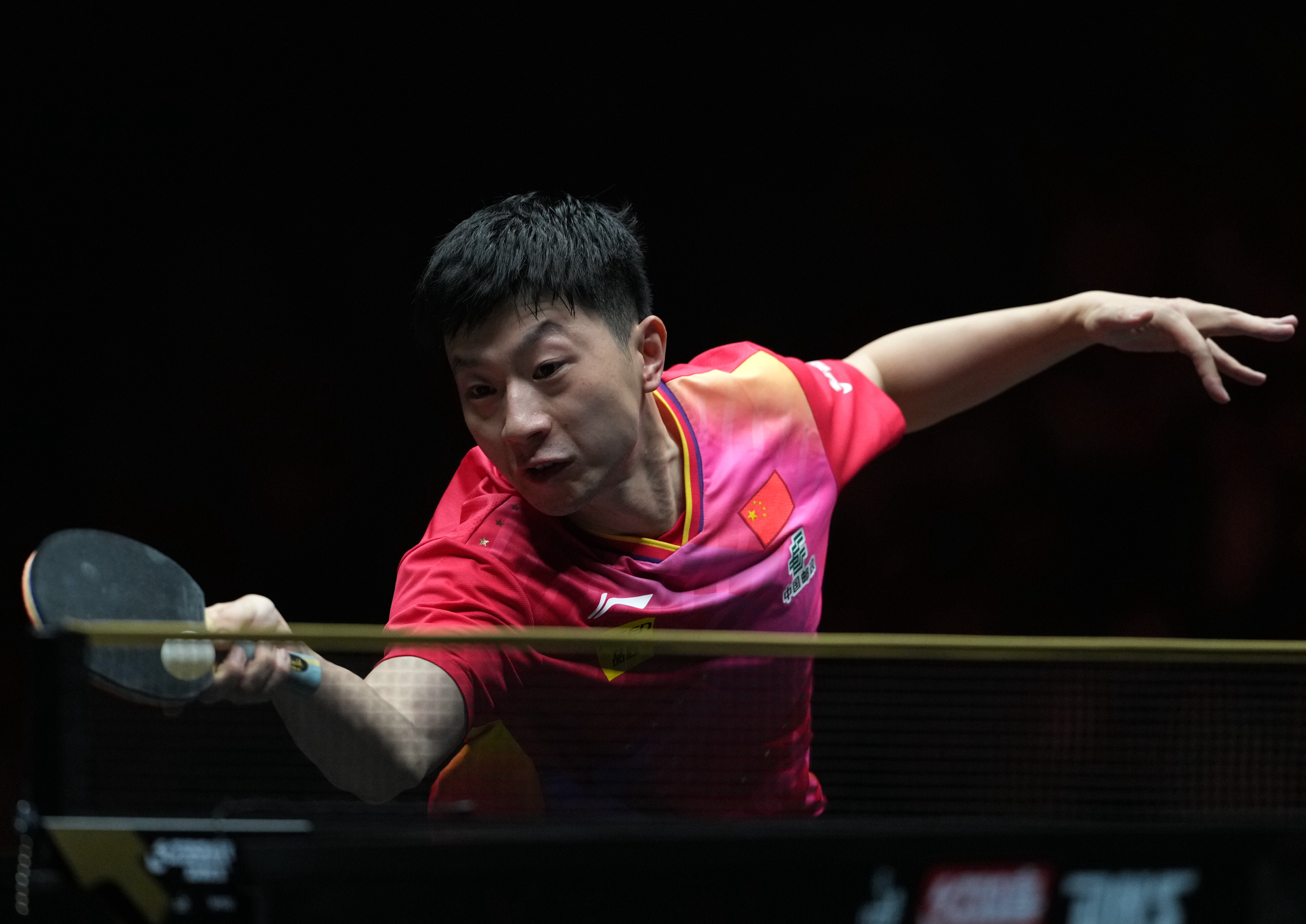 关于乒乓球球员突破自我，表现堪称完美的信息