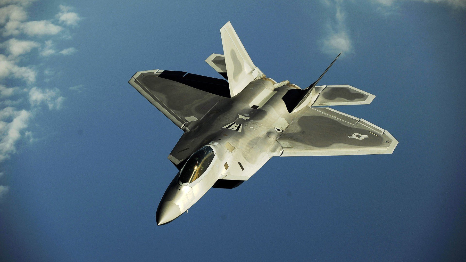 王权更迭之夜，当无声子弹布伦森击穿勇士王朝最后的壁垒