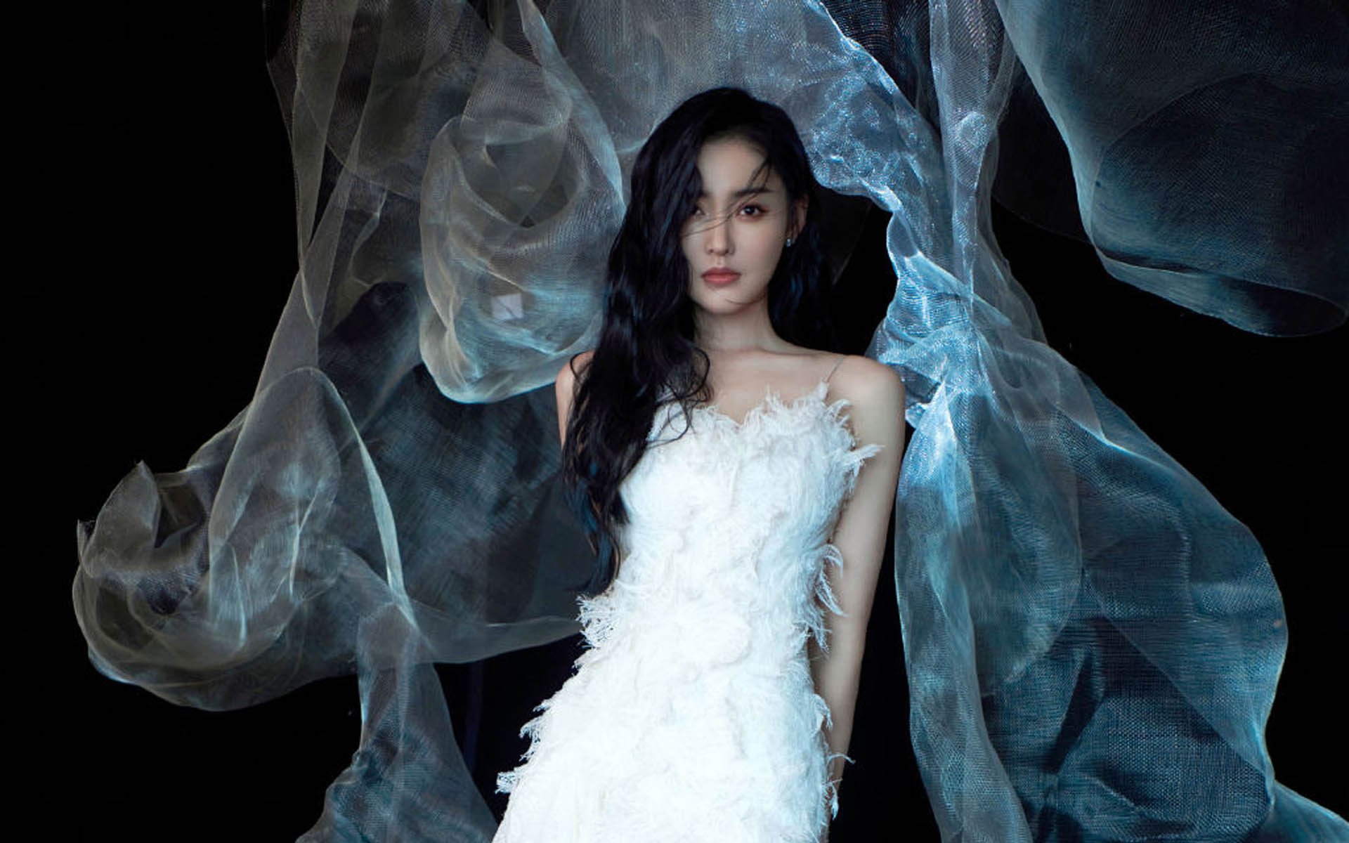 1.挪威森林与巴斯克雄狮，当北欧冰锋刺向钢铁城墙