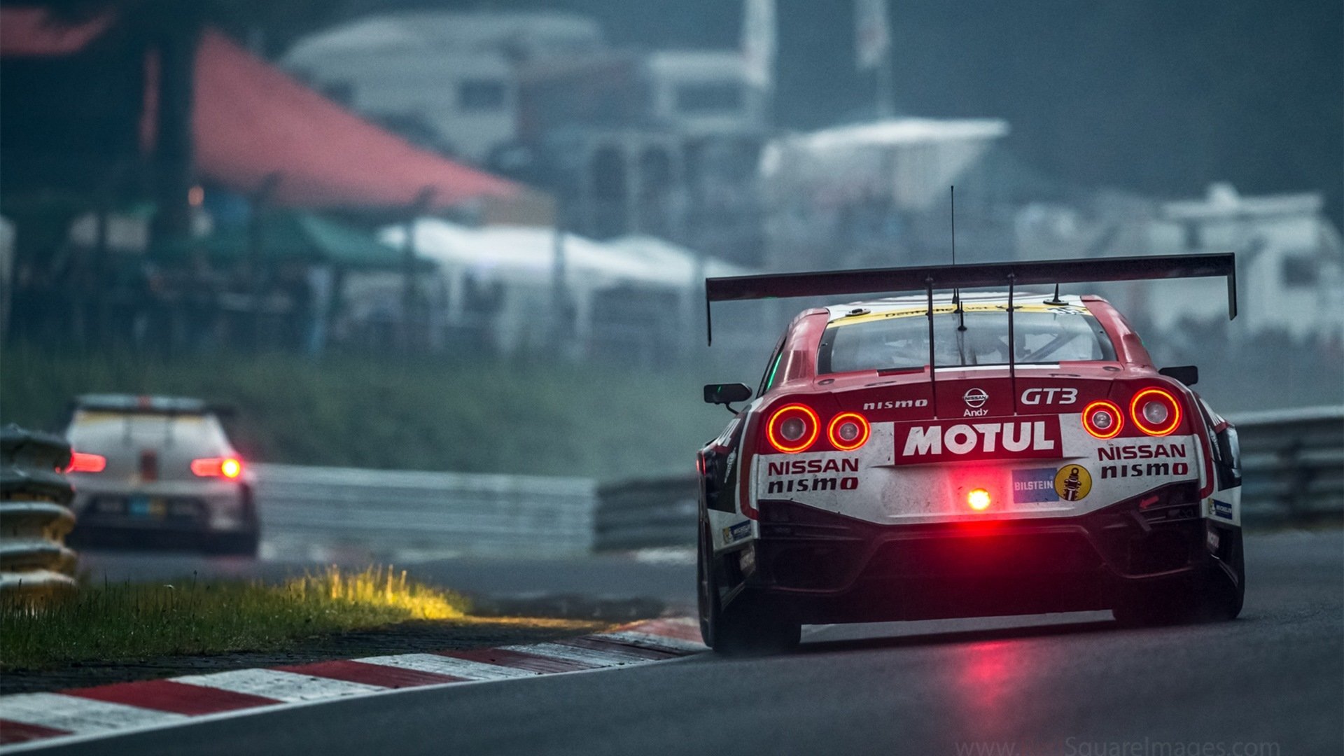 双核共振!浓眉狂轰40+20+7定乾坤,湖人关键一役点燃季后赛引擎