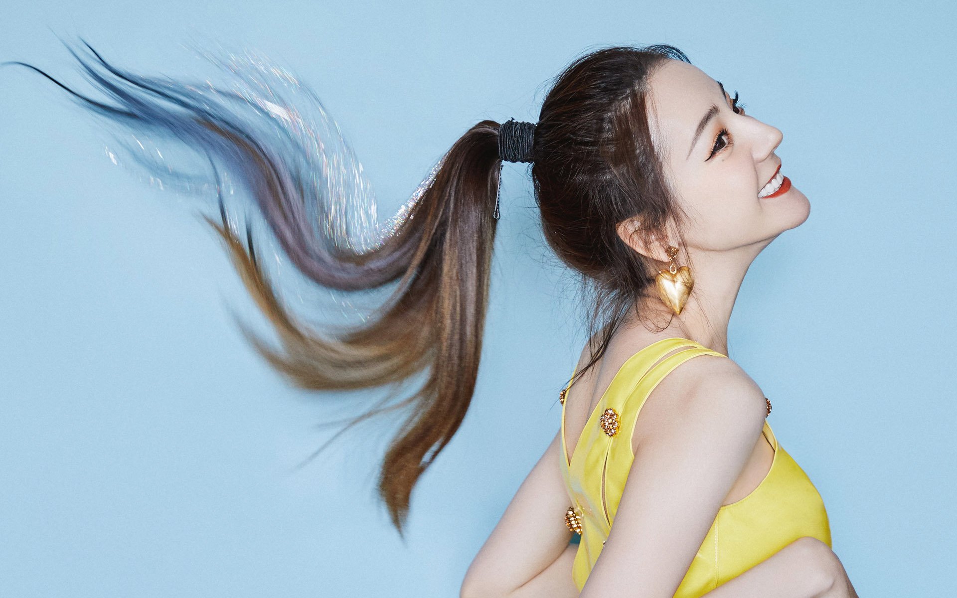 两场赛道的狂想，上海F1雷鸣与基多雨战中的命运交错